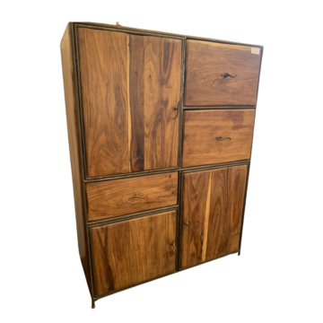 Armoire 3 Portes, 3 Tiroirs â L'Alliance du Bois et du Fer ForgĂ©