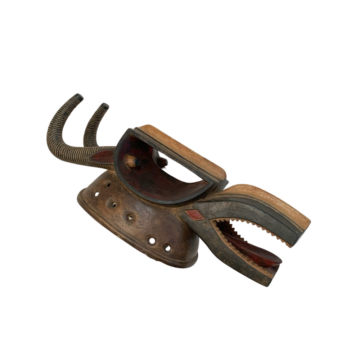 Masque BaoulĂ© Goli â Un HĂ©ritage CĂ©rĂ©moniel et Spirituel