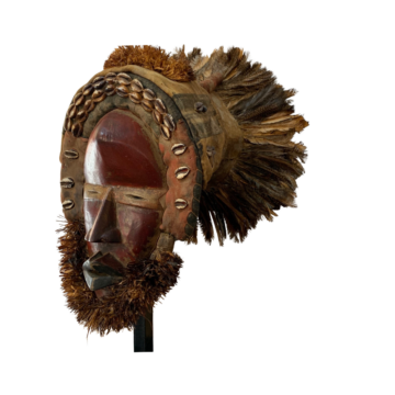 Masque Dan TanglagĂ© Yacouba â Une Symbiose de BeautĂ© et de SpiritualitĂ©